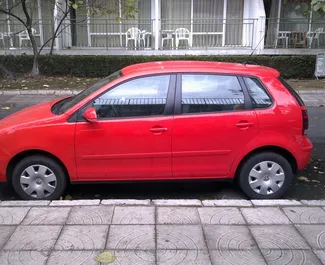 租赁 Volkswagen Polo 的正面视图，在布尔加斯, 保加利亚 ✓ 汽车编号 #406。✓ Automatic 变速箱 ✓ 0 评论。