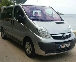 租赁 Opel Vivaro 的正面视图，在酒吧, 黑山共和国 ✓ 汽车编号 #547。✓ Automatic 变速箱 ✓ 20 评论。