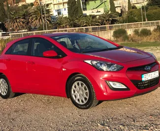 租赁 Hyundai i30 的正面视图，在 Rafailovici, 黑山共和国 ✓ 汽车编号 #499。✓ Automatic 变速箱 ✓ 0 评论。