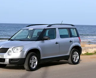 租赁 Skoda Yeti Turbo 的正面视图，在克里特岛, 希腊 ✓ 汽车编号 #1132。✓ Manual 变速箱 ✓ 0 评论。