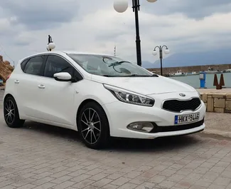 租车 Kia Ceed #1089 Manual 在 在克里特岛，配备 1.6L 发动机 ➤ 来自 玛丽亚 在希腊。