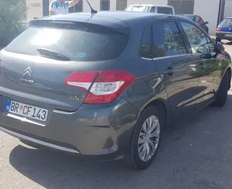 Citroen C4 租赁。在 在黑山 出租的 舒适性, 交叉 汽车 ✓ Without Deposit ✓ 提供 TPL, CDW, SCDW, Passengers, Theft, Abroad 保险选项。