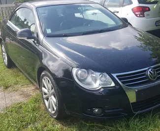 在 在黑山 租赁 Volkswagen Eos 2010 汽车，特点包括 ✓ 使用 Diesel 燃料和 140 马力 ➤ 起价 31 EUR 每天。