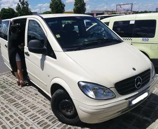 租赁 Mercedes-Benz Vito 的正面视图，在布尔加斯, 保加利亚 ✓ 汽车编号 #1668。✓ Automatic 变速箱 ✓ 0 评论。