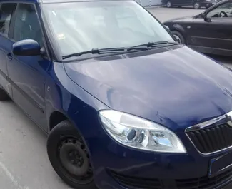 租车 Skoda Fabia Combi #1652 Automatic 在 在布尔加斯，配备 1.4L 发动机 ➤ 来自 尼古拉 在保加利亚。