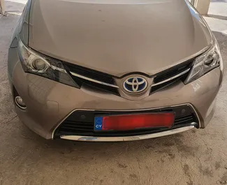 租车 Toyota Auris #1504 Automatic 在 在帕福斯，配备 1.2L 发动机 ➤ 来自 利亚纳 在塞浦路斯。