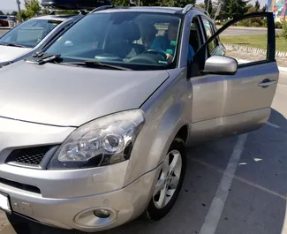 租赁 Renault Koleos 的正面视图，在布尔加斯, 保加利亚 ✓ 汽车编号 #1663。✓ Automatic 变速箱 ✓ 0 评论。