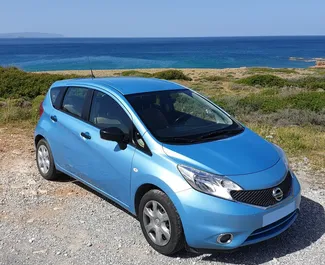 在 在希腊 租赁 Nissan Note 2016 汽车，特点包括 ✓ 使用 Diesel 燃料和 100 马力 ➤ 起价 49 EUR 每天。