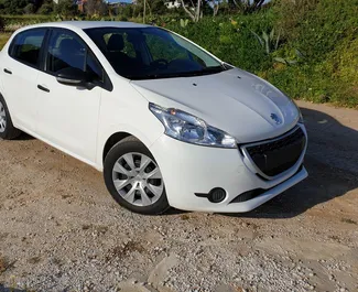 租车 Peugeot 208 #1785 Manual 在 在克里特岛，配备 1.4L 发动机 ➤ 来自 Manolis 在希腊。