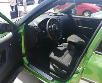 在 在保加利亚 租赁 Skoda Fabia Vrs 2012 汽车，特点包括 ✓ 使用 Petrol 燃料和 177 马力 ➤ 起价 16 EUR 每天。