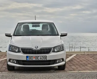 租车 Skoda Fabia #1034 Automatic 在 在布德瓦，配备 1.1L 发动机 ➤ 来自 米兰 在黑山。