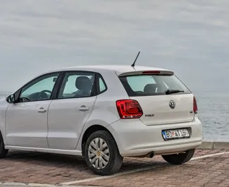 租车 Volkswagen Polo #1138 Automatic 在 在布德瓦，配备 1.2L 发动机 ➤ 来自 米兰 在黑山。