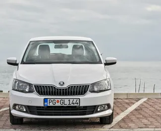 租车 Skoda Fabia #2007 Automatic 在 在布德瓦，配备 1.1L 发动机 ➤ 来自 米兰 在黑山。