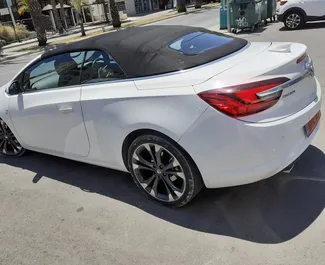 租车 Opel Cascada #2049 Automatic 在 在利马索尔，配备 2.0L 发动机 ➤ 来自 狮子座 在塞浦路斯。