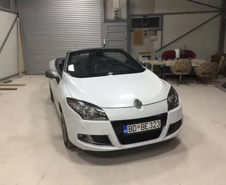 在 在黑山 租赁 Renault Megane Cabrio 2012 汽车，特点包括 ✓ 使用 Diesel 燃料和 120 马力 ➤ 起价 50 EUR 每天。