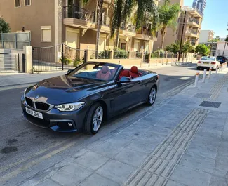 租赁 BMW 430i Cabrio 的正面视图，在利马索尔, 塞浦路斯 ✓ 汽车编号 #3299。✓ Automatic 变速箱 ✓ 5 评论。