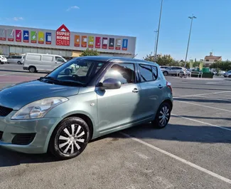 租赁 Suzuki Swift 的正面视图，在利马索尔, 塞浦路斯 ✓ 汽车编号 #3295。✓ Automatic 变速箱 ✓ 4 评论。