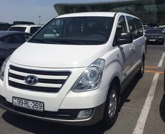 租赁 Hyundai H1 的正面视图，在巴库, 阿塞拜疆 ✓ 汽车编号 #3527。✓ Automatic 变速箱 ✓ 0 评论。