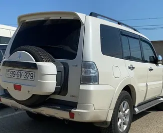 租车 Mitsubishi Pajero #3520 Automatic 在 在巴库，配备 3.5L 发动机 ➤ 来自 埃米尔 在阿塞拜疆。