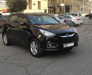 租赁 Hyundai Ix35 的正面视图，在巴库, 阿塞拜疆 ✓ 汽车编号 #3498。✓ Automatic 变速箱 ✓ 3 评论。