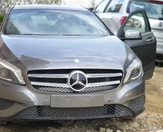 租赁 Mercedes-Benz A-Class 的正面视图，在布尔加斯机场, 保加利亚 ✓ 汽车编号 #3629。✓ Automatic 变速箱 ✓ 0 评论。