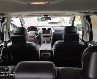 Lexus GX460 2013 的 Petrol 4.6L 发动机，在 在第比利斯 出租。