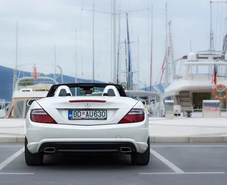 在 在黑山 租赁 Mercedes-Benz SLK Cabrio 2012 汽车，特点包括 ✓ 使用 Petrol 燃料和 200 马力 ➤ 起价 58 EUR 每天。