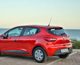 在 在黑山 租赁 Renault Clio 4 2017 汽车，特点包括 ✓ 使用 Diesel 燃料和 110 马力 ➤ 起价 30 EUR 每天。