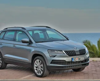 租赁 Skoda Karoq 的正面视图，在布德瓦, 黑山共和国 ✓ 汽车编号 #4216。✓ Automatic 变速箱 ✓ 1 评论。