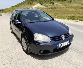 租赁 Volkswagen Golf 5 的正面视图，在地拉那, 阿尔巴尼亚 ✓ 汽车编号 #4613。✓ Manual 变速箱 ✓ 1 评论。