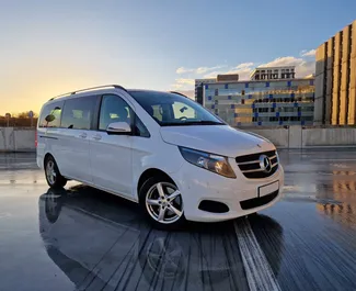 租赁 Mercedes-Benz V-Class L 的正面视图，在布拉格, 捷克 ✓ 汽车编号 #5349。✓ Automatic 变速箱 ✓ 0 评论。