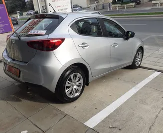 在 在塞浦路斯 租赁 Mazda 2 2023 汽车，特点包括 ✓ 使用 Petrol 燃料和 110 马力 ➤ 起价 22 EUR 每天。