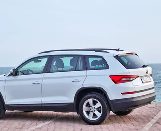 在 在黑山 租赁 Skoda Kodiaq 2018 汽车，特点包括 ✓ 使用 Diesel 燃料和 150 马力 ➤ 起价 55 EUR 每天。