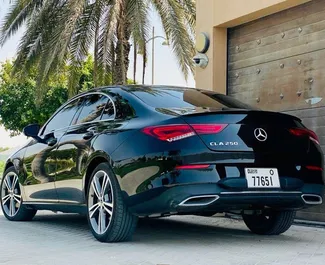 Mercedes-Benz CLA-Class 租赁。在 阿联酋 出租的 舒适性, 高级 汽车 ✓ Deposit of 2000 AED ✓ 提供 TPL, CDW 保险选项。