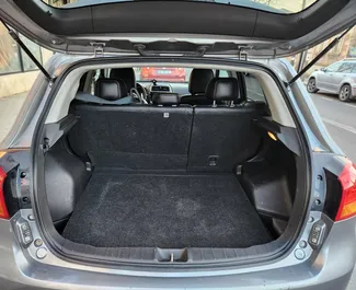 Mitsubishi Outlander Sport 2015 在 在库塔伊西 可租赁，具有 unlimited 里程限制。