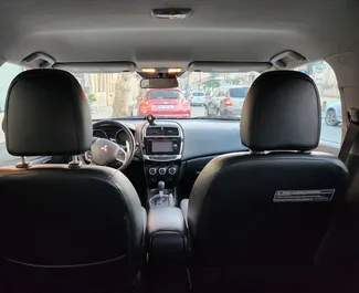 Mitsubishi Outlander Sport 2015 的 Petrol 2.0L 发动机，在 在库塔伊西 出租。