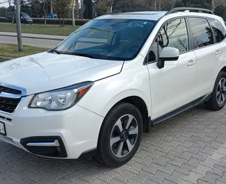 租赁 Subaru Forester 的正面视图，在第比利斯, 格鲁吉亚 ✓ 汽车编号 #5946。✓ Automatic 变速箱 ✓ 2 评论。