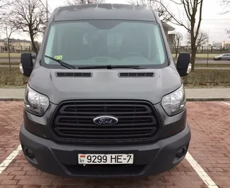 租赁 Ford Transit 的正面视图，在明斯克, 白俄罗斯 ✓ 汽车编号 #5837。✓ Manual 变速箱 ✓ 3 评论。