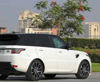 Land Rover Range Rover Sport 租赁。在 阿联酋 出租的 高级, 豪华, SUV 汽车 ✓ Deposit of 2000 AED ✓ 提供 TPL, CDW 保险选项。