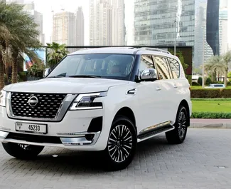 租赁 Nissan Patrol 的正面视图，在迪拜, 阿联酋 ✓ 汽车编号 #6168。✓ Automatic 变速箱 ✓ 0 评论。