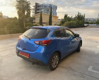 Mazda Demio 租赁。在 在塞浦路斯 出租的 经济 汽车 ✓ Deposit of 300 EUR ✓ 提供 TPL, CDW 保险选项。