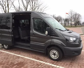 在 在白俄罗斯 租赁 Ford Transit 2019 汽车，特点包括 ✓ 使用 Diesel 燃料和 125 马力 ➤ 起价 65 USD 每天。
