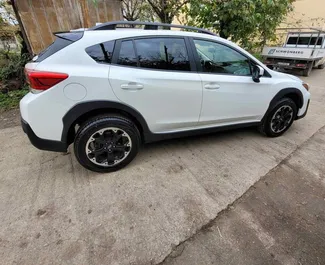 Subaru Crosstrek 内饰，在格鲁吉亚 出租。一辆优秀的 5 座位车，配备 Automatic 变速箱。