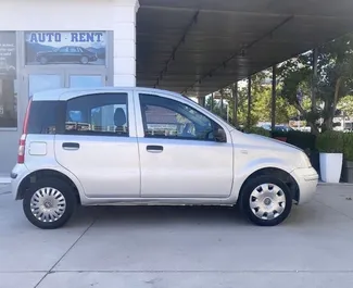 租车 Fiat Panda #6430 Manual 在 在地拉那，配备 1.2L 发动机 ➤ 来自 阿尔迪 在阿尔巴尼亚。