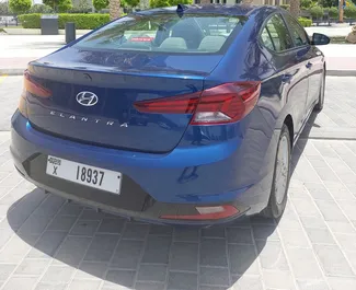 Hyundai Elantra 租赁。在 阿联酋 出租的 舒适性, 高级 汽车 ✓ Deposit of 2000 AED ✓ 提供 TPL, SCDW, Passengers, Theft, Young 保险选项。