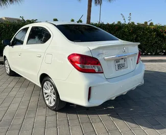 Mitsubishi Attrage 租赁。在 阿联酋 出租的 经济 汽车 ✓ Deposit of 2000 AED ✓ 提供 TPL, SCDW, Passengers, Theft 保险选项。