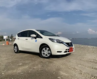 租车 Nissan Note #6825 Automatic 在 在拉纳卡，配备 1.2L 发动机 ➤ 来自 马克西姆 在塞浦路斯。