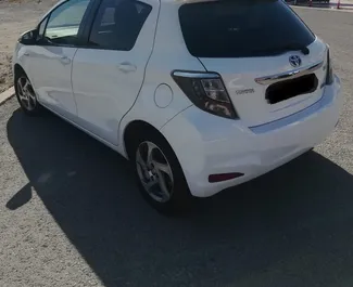 Toyota Yaris 租赁。在 在塞浦路斯 出租的 经济, 舒适性 汽车 ✓ Without Deposit ✓ 提供 TPL, CDW, SCDW, Passengers, Theft, Young 保险选项。