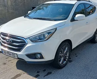 租赁 Hyundai Tucson 的正面视图，在第比利斯, 格鲁吉亚 ✓ 汽车编号 #7177。✓ Automatic 变速箱 ✓ 1 评论。