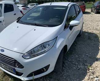 租赁 Ford Fiesta 的正面视图，地拉那机场, 阿尔巴尼亚 ✓ 汽车编号 #7123。✓ Manual 变速箱 ✓ 1 评论。